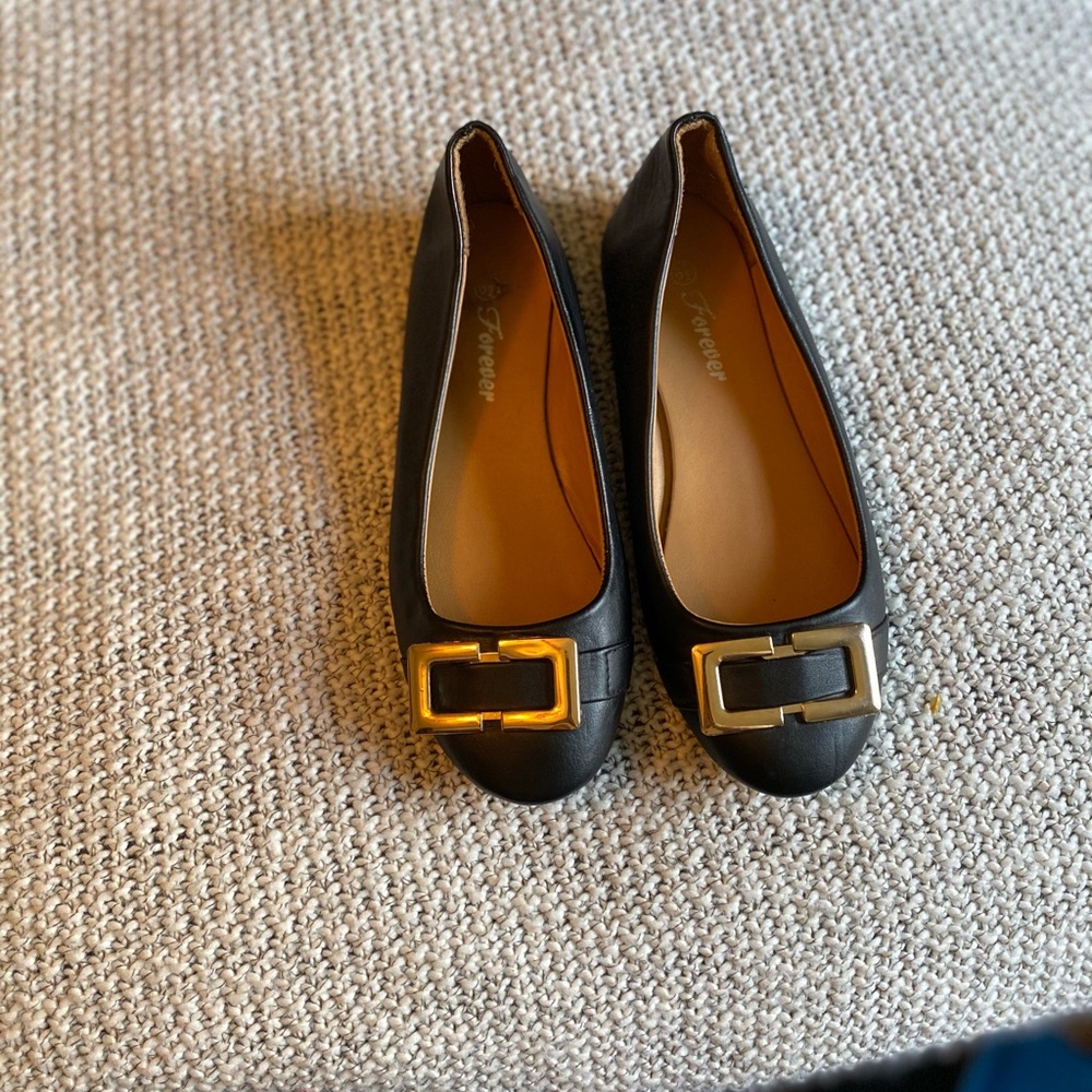 Woman’s flats